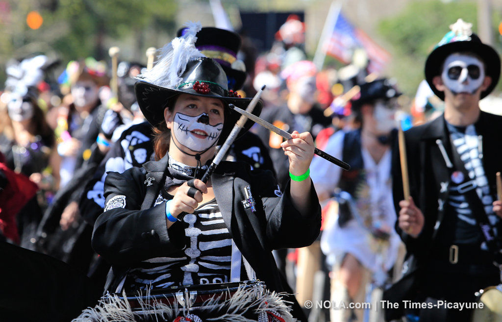 Krewe of Thoth rolls through New Orleans: See Mardi Gras parade photos